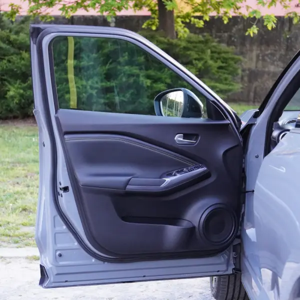 Nissan Juke 1.0 DIG-T Kiiro 35