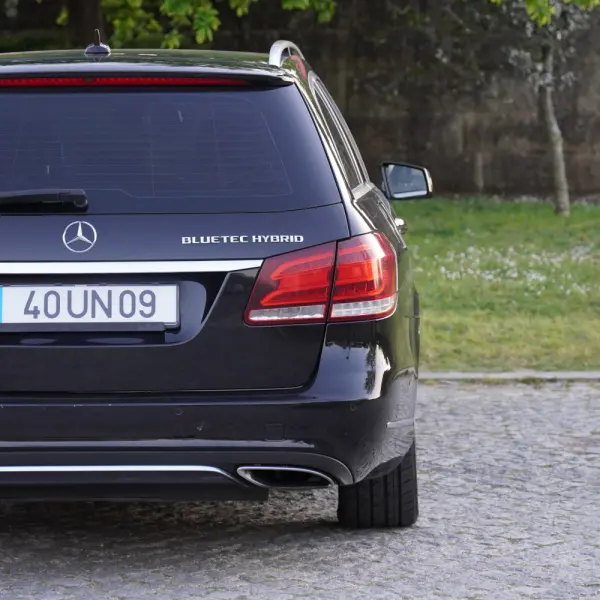 Mercedes-Benz E 300 Bluetec Hybrid Avantgarde 49