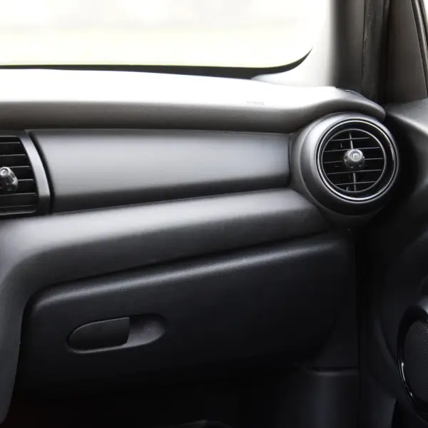 MINI 5 Portas One D 19