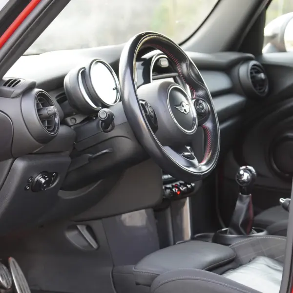 MINI 5 Portas One D 13