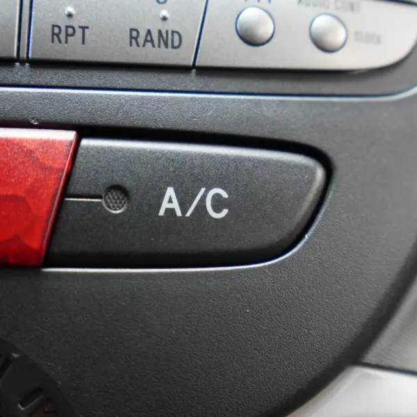 Citroen C1 1.0 SX Sensodrive 21