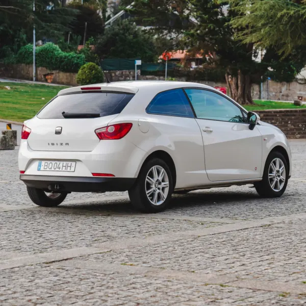 SEAT Ibiza 1.2 TDi Reference DPF 34