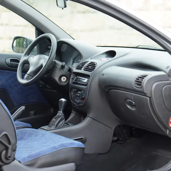 Peugeot 206 1.9 D XR Présence 6