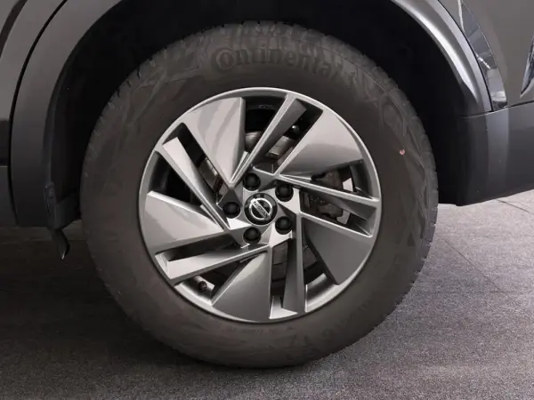 Nissan Qashqai 1.3 MHEV Xtronic Business Access 14
