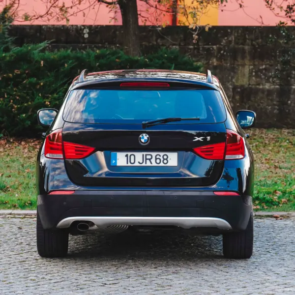 BMW X1 18 d sDrive 6