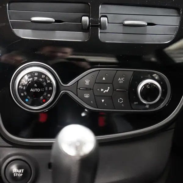 Renault Clio TCe 90 Dynamique 21