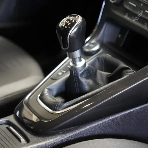 Ford Focus SW 1.0 EcoBoost Active 28
