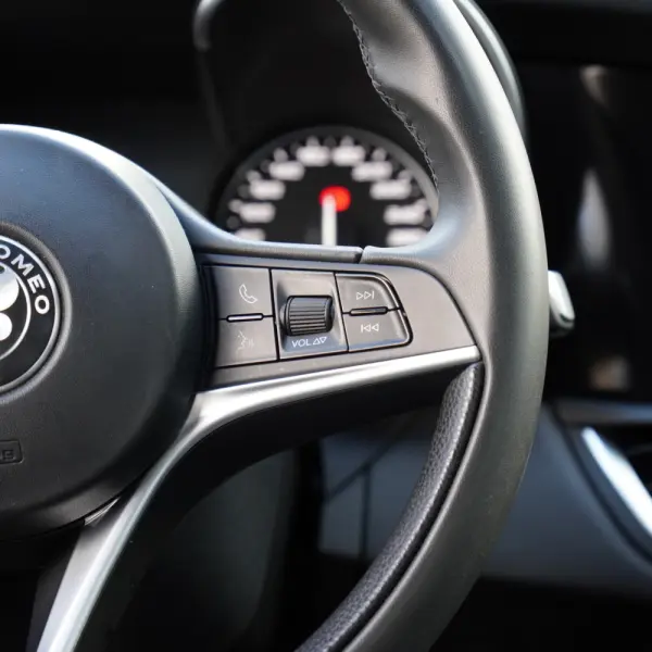 Alfa Romeo Giulia 2.2 D 14