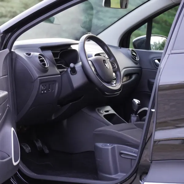 Renault Captur 0.9 TCE 17