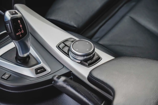 BMW 330 e Iperformance Luxury Line 20