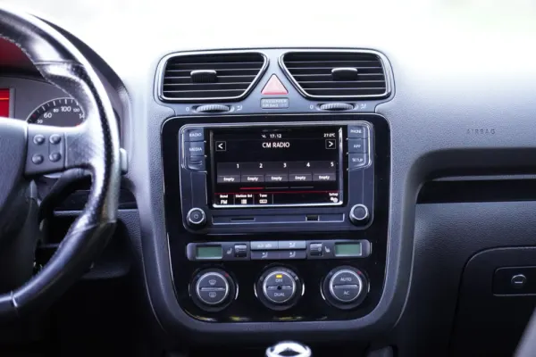 Volkswagen Scirocco 2.0 TSI Highline 8