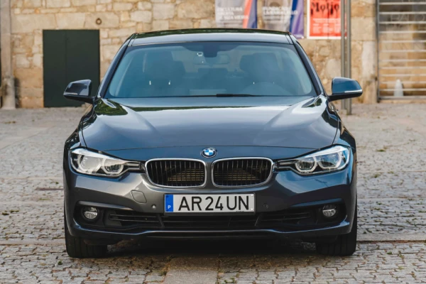 BMW 330 e Iperformance Luxury Line 2