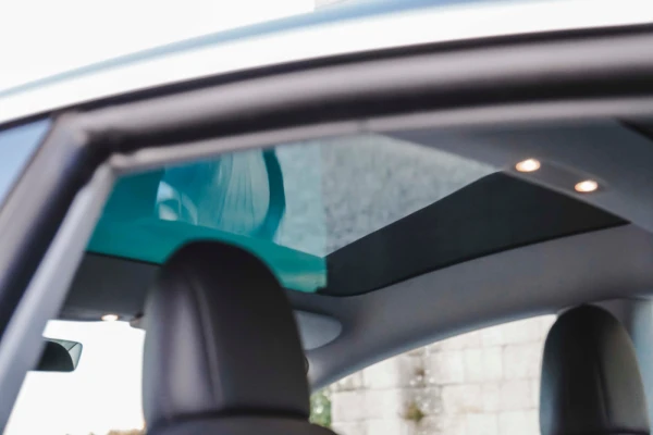 Tesla Model 3 Standard RWD Plus 28