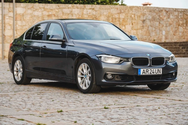 BMW 330 e Iperformance Luxury Line 36