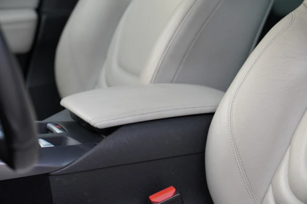 Citroën DS5 2.0 HDI 180 Business 14