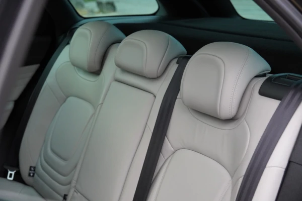 Citroën DS5 2.0 HDI 180 Business 28