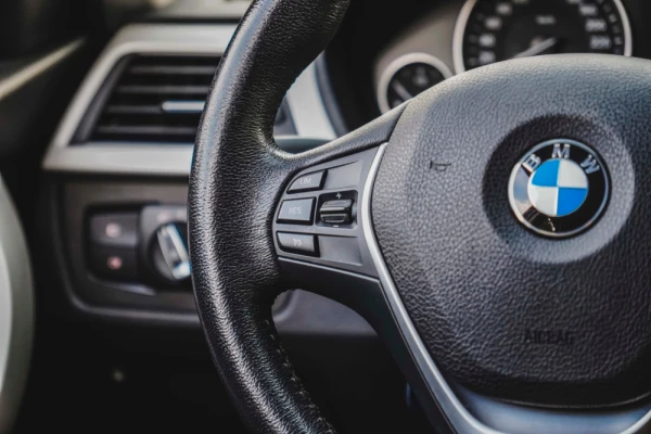 BMW 330 e Iperformance Luxury Line 27