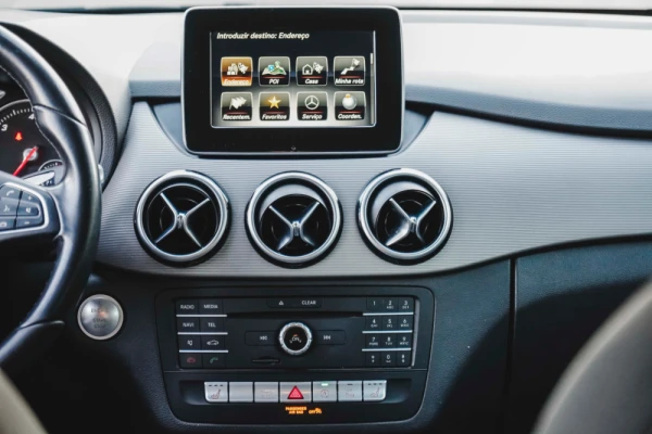 Mercedes-Benz Classe B 180D Ambition 30