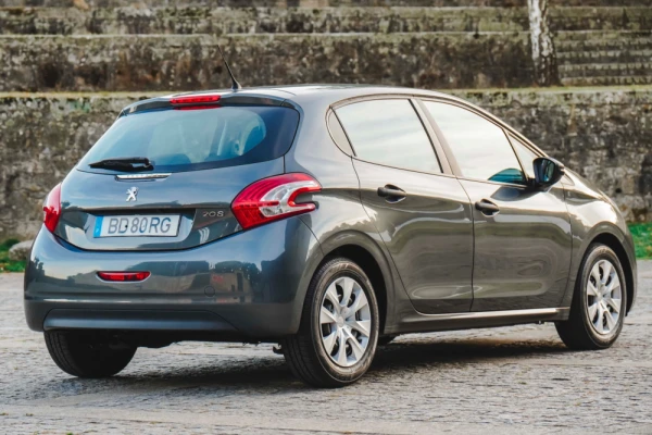 Peugeot 208 1.0 VTi Access 4