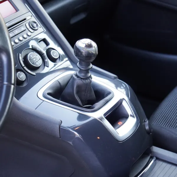 Peugeot 5008 1.6 HDi Premium 21