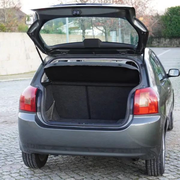 Toyota Corolla 2.0 D-4D Compact 32