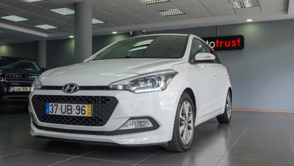 Hyundai i20 1.1 CRDi Comfort 3