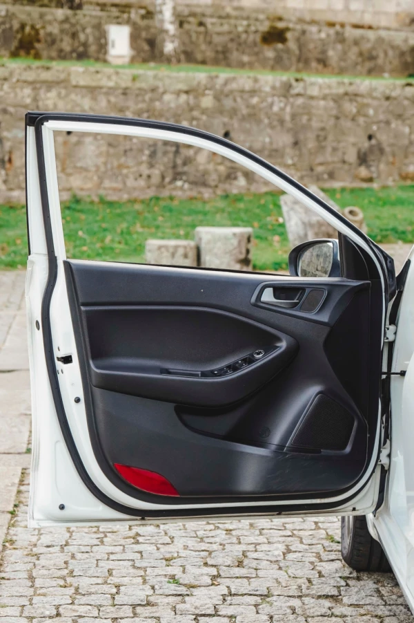 Hyundai i20 1.1 CRDi Comfort 27