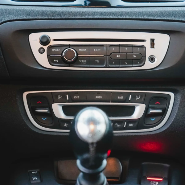 Renault Grand Scénic 1.5 dCi 110 Bose 23
