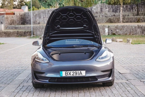 Tesla Model 3 Standard RWD Plus 45