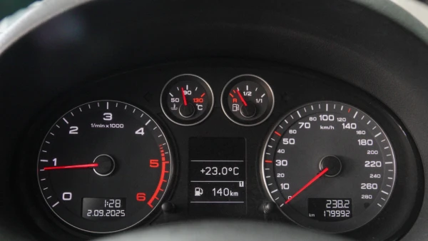 Audi A3 Sportback 1.6 TDI S-line 9