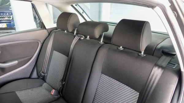 SEAT Ibiza 1.2 12V Stylance 6