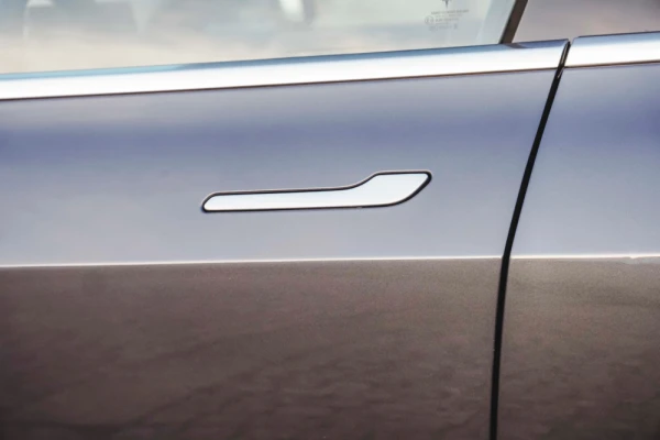 Tesla Model 3 Standard RWD Plus 37
