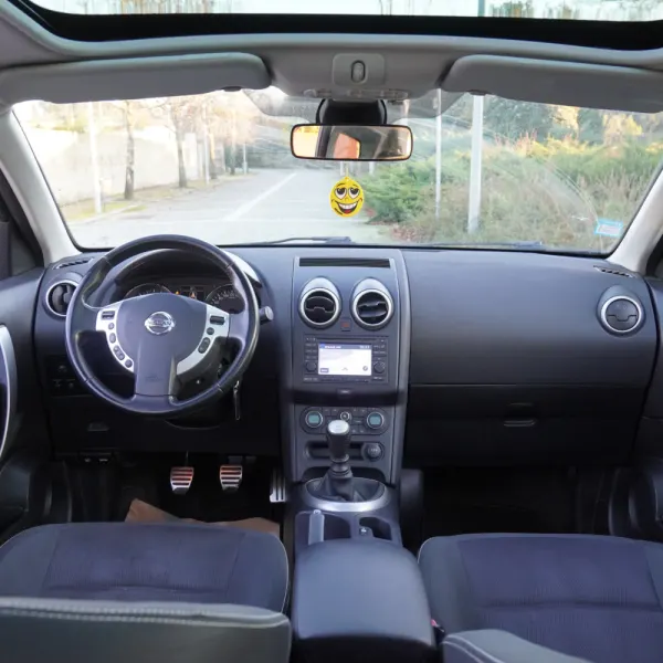 Nissan Qashqai +2 1.6 dCi 360 S&S 9