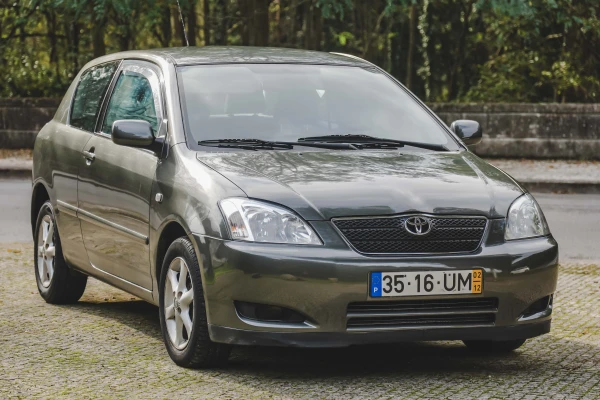 Toyota Corolla 2.0 D-4D Compact 7