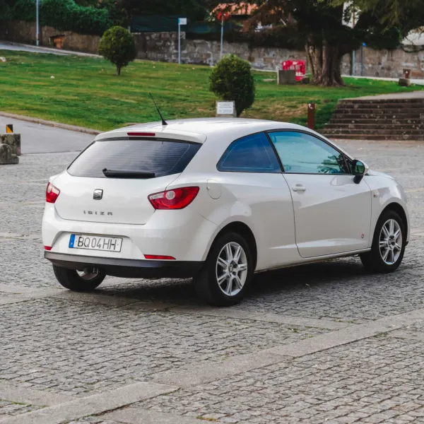 SEAT Ibiza 1.2 TDi Reference DPF 4