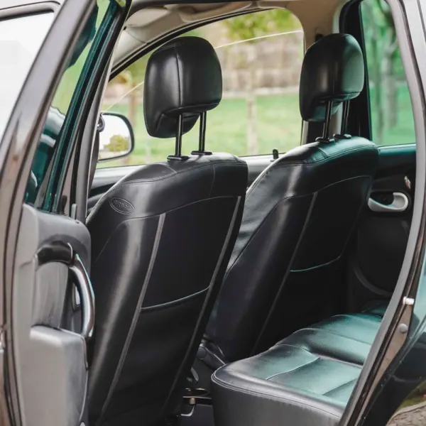 Dacia Duster 1.5 dCi Prestige 15