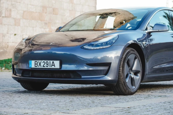 Tesla Model 3 Standard RWD Plus 40