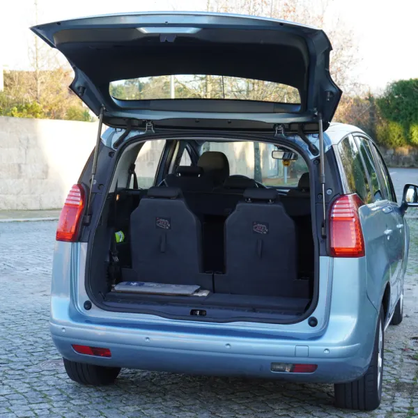 Peugeot 5008 1.6 HDi Premium 36