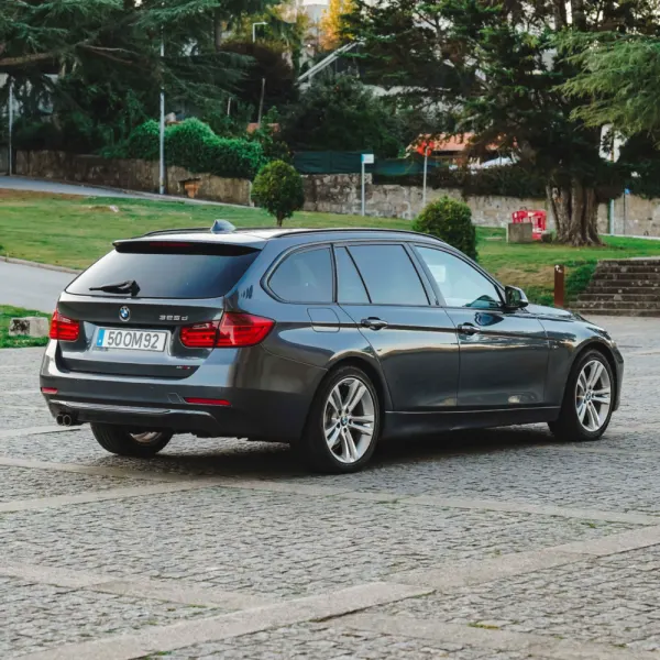 BMW 325 d Touring Auto Line Sport 8