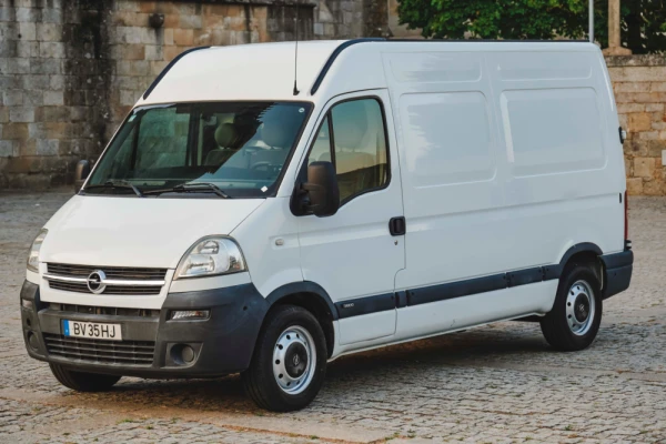 Opel Movano L2 H1 3.5T 2.5 CDTi CD 18