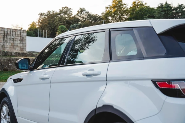 Land Rover Range Rover Evoque 2.0 Td4 Landmark Edition 48