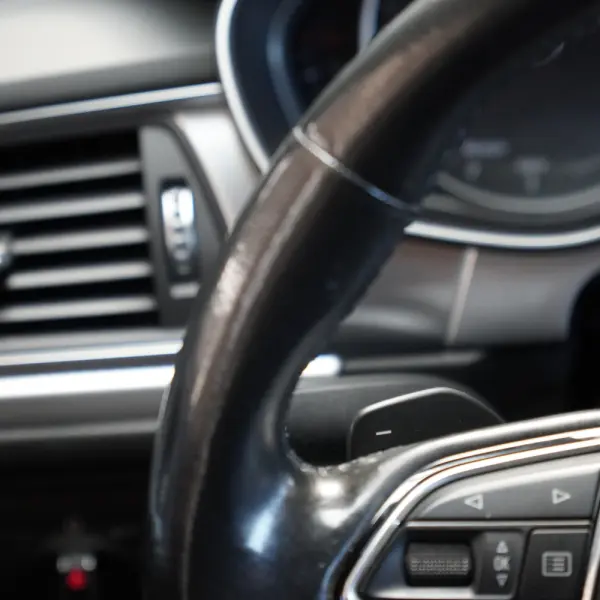 Audi A6 Avant 2.0 TDi Sport S tronic 31