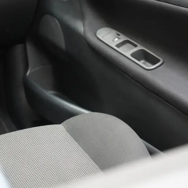 Peugeot 207 CC 1.6 SE 200 Anos 23