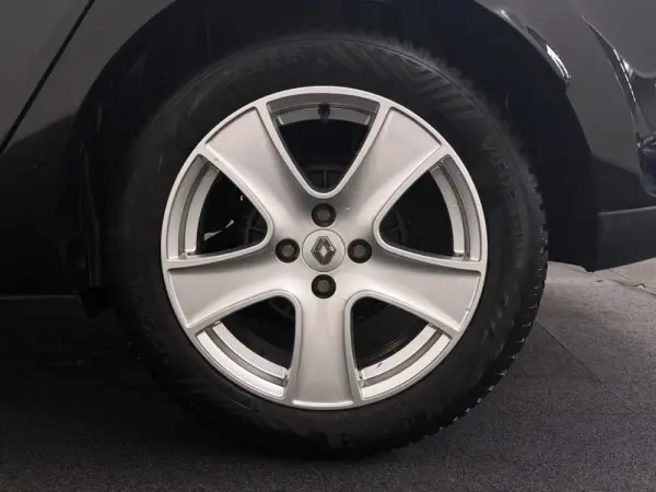 Renault Clio Grand Tour 0.9 TCe Authentique 15