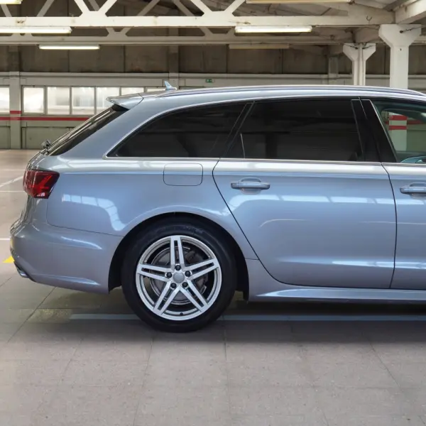 Audi A6 Avant 2.0 TDi Sport S tronic 44
