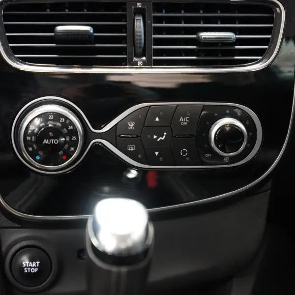 Renault Clio 0.9 TCe Intens 19