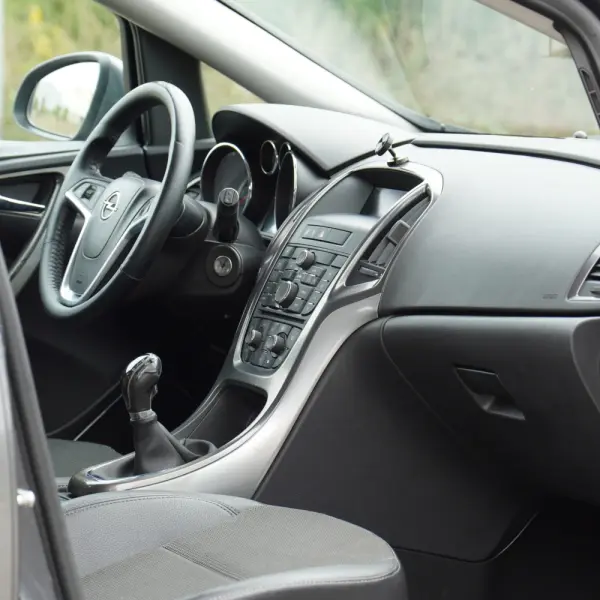 Opel Astra Caravan Cosmo 13