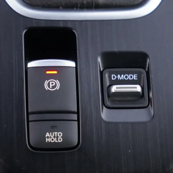 Nissan Qashqai 1.3 DIG-T MHEV 140 cv 22