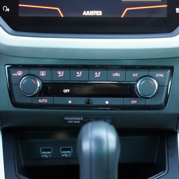 SEAT Arona 1.0 TSI Xcellence DSG 14
