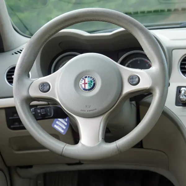 Alfa Romeo 159 Sportwagon 1.9 JTDm 16V Sportiva 8